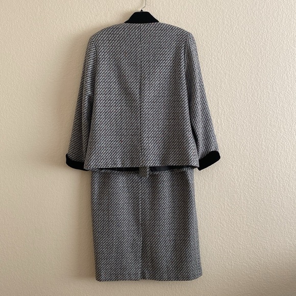 Vintage Tweed Suit - Picture 7 of 13